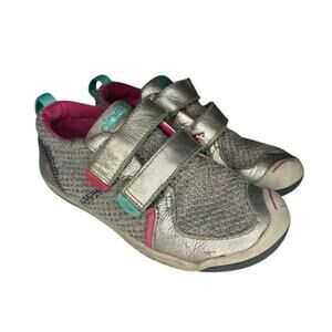 Plae TY Hematite Silver Sneakers Size 12